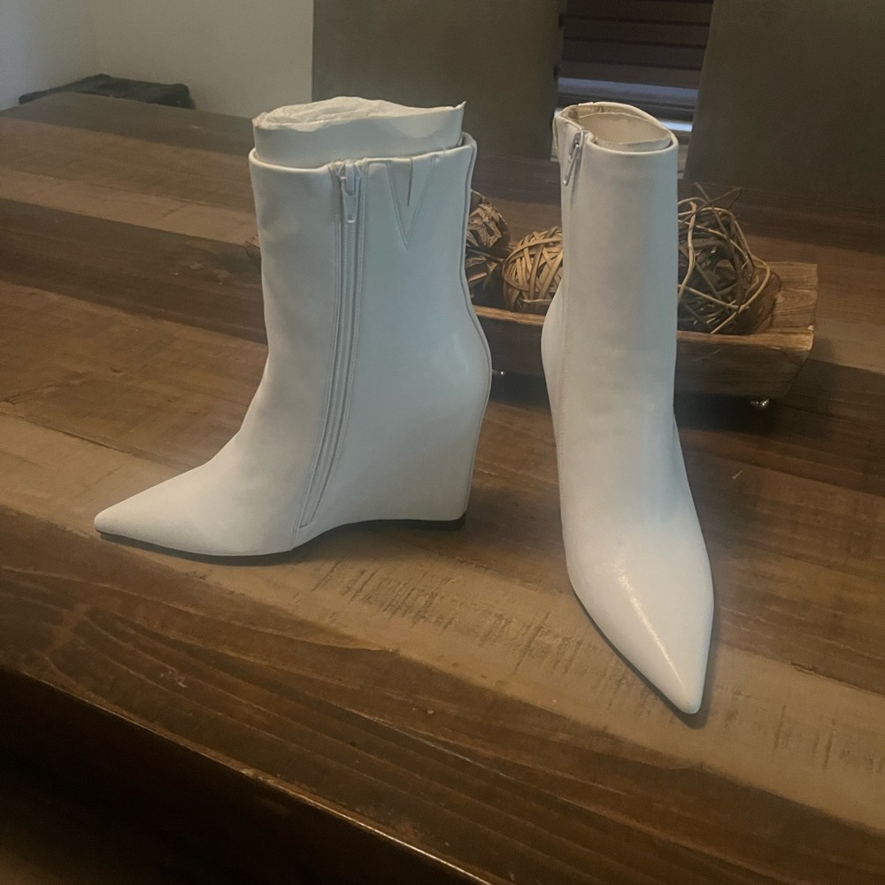 White Jeffrey Cambell Booties. Wedge Heel. VERY COMFORTABLE.